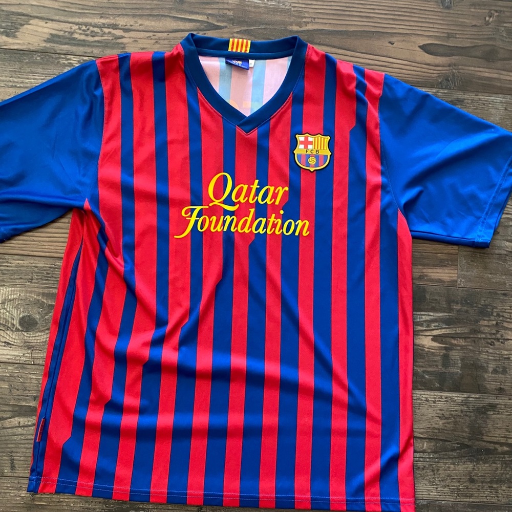 MESSI BARCELONA JERSEY